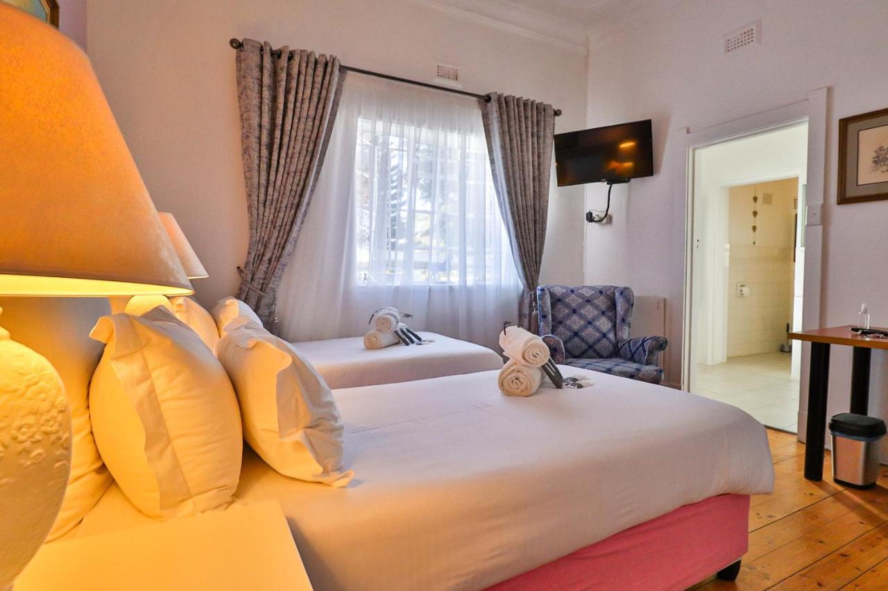 Sunbury Bed And Breakfast โจฮันเนสเบิร์ก ภายนอก รูปภาพ