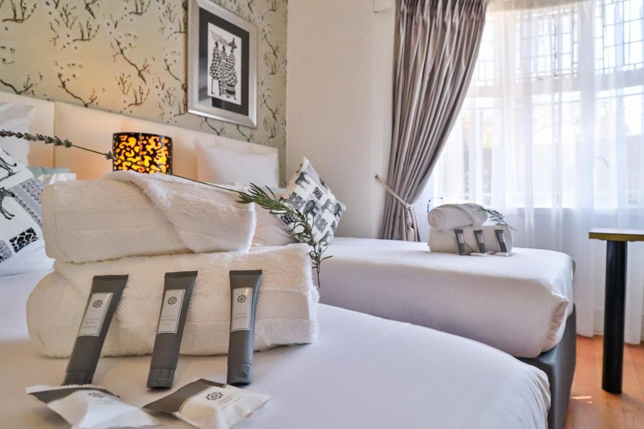 Sunbury Bed And Breakfast โจฮันเนสเบิร์ก ภายนอก รูปภาพ