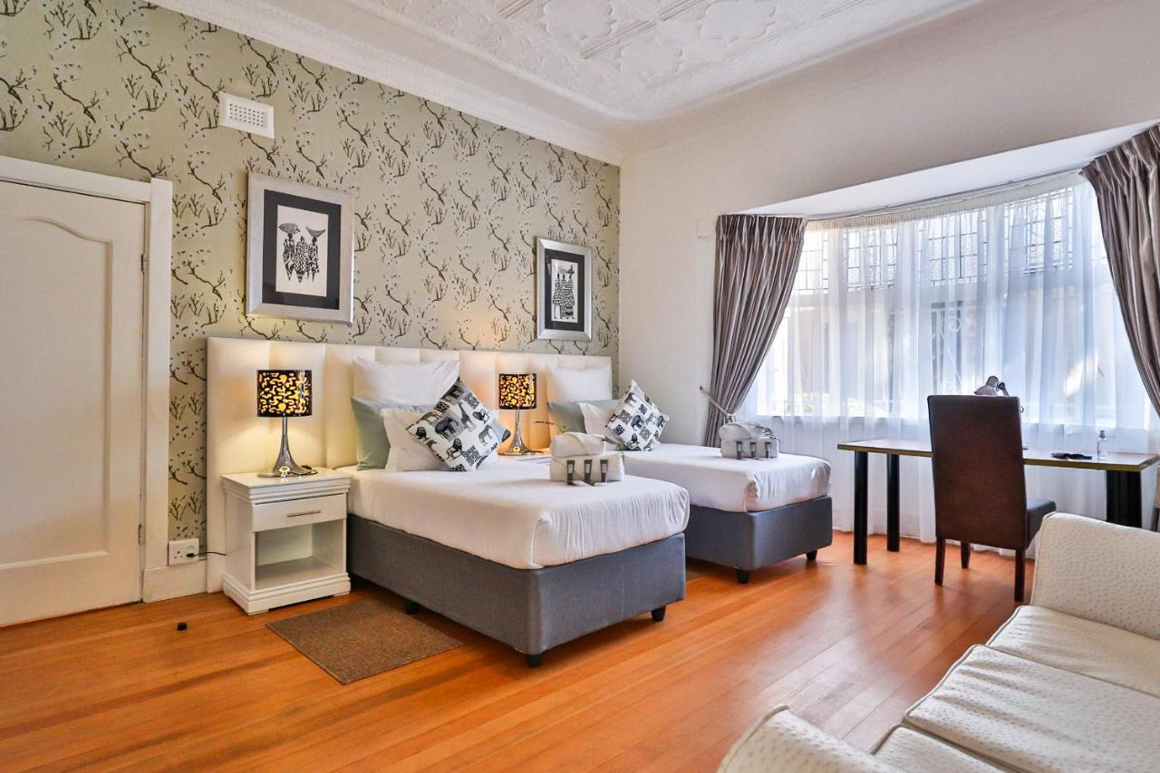 Sunbury Bed And Breakfast โจฮันเนสเบิร์ก ภายนอก รูปภาพ